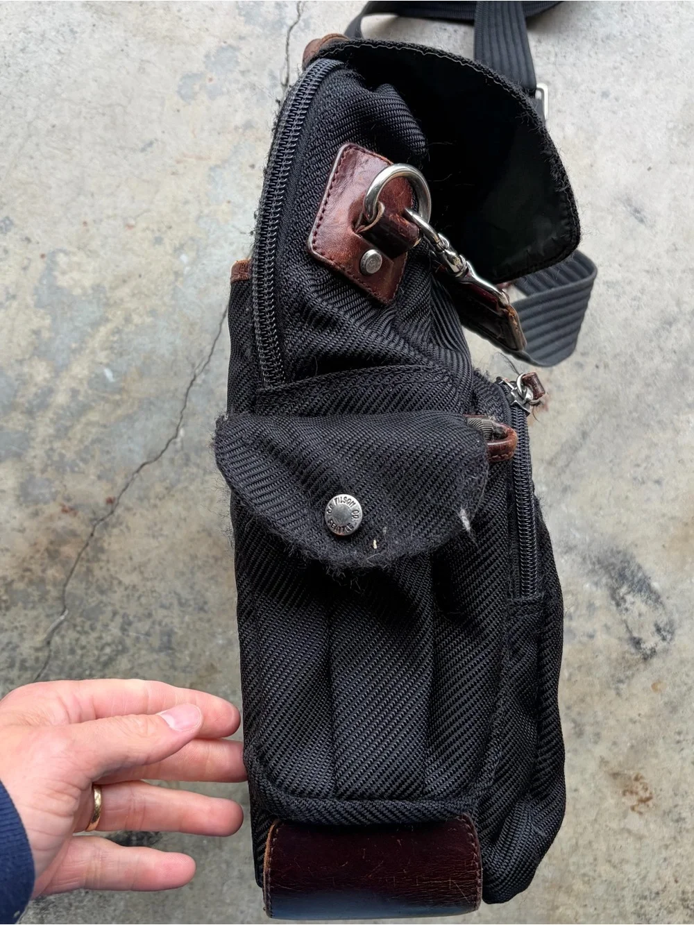 Filson Passage Computer Bag Nylon Leather Trim